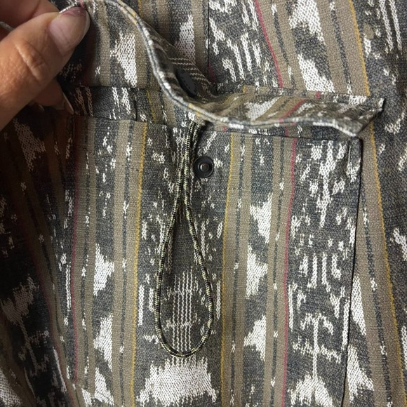 Burton Men's Green/Multicolor Moxie Kelp Guatikat Print Boardshorts Size 38 - Picture 10 of 10